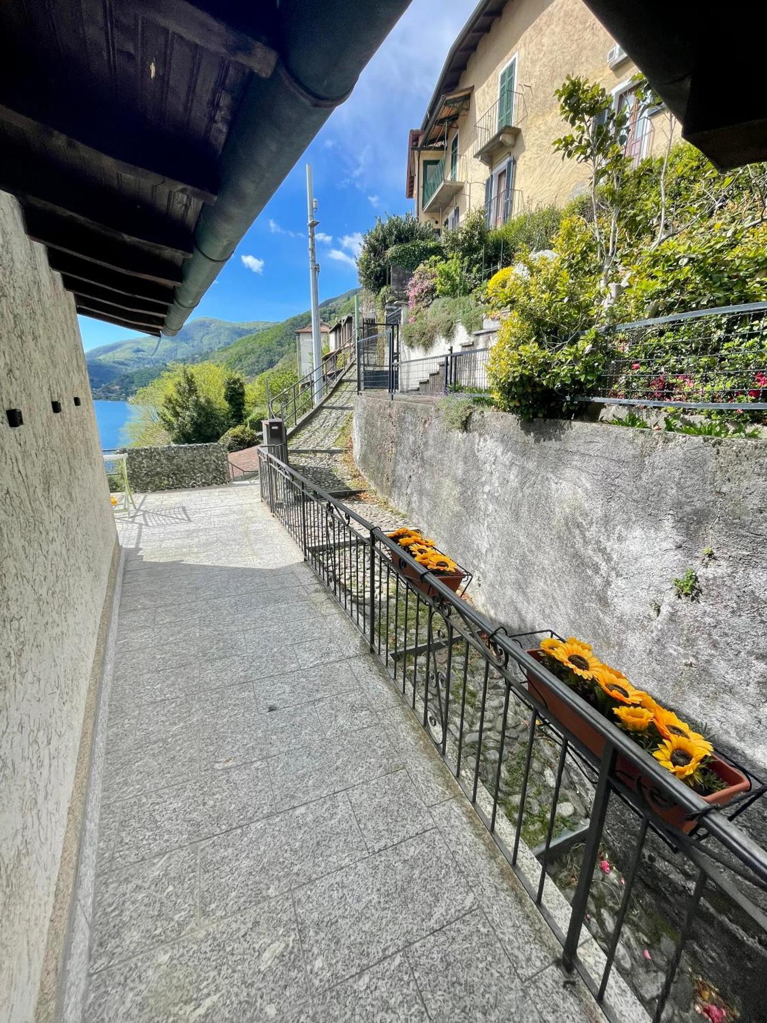 Rooftop Cannobio San Bartolomeo  Extérieur photo
